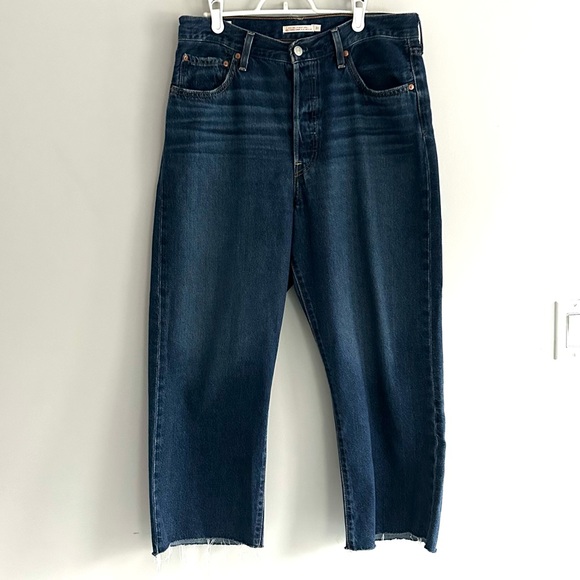 Levi’s Ribcage Straight Ankle Women’s Jeans with Raw Hem Size 31 - Picture 16 of 16